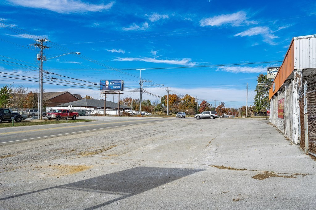 1470 S Jefferson Ave