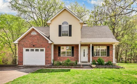 1737 Broadripple Dr Clarksville TN 37042