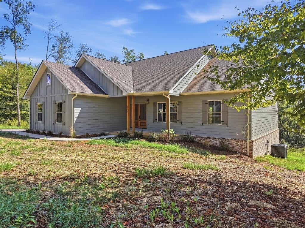 629 Forest Circle