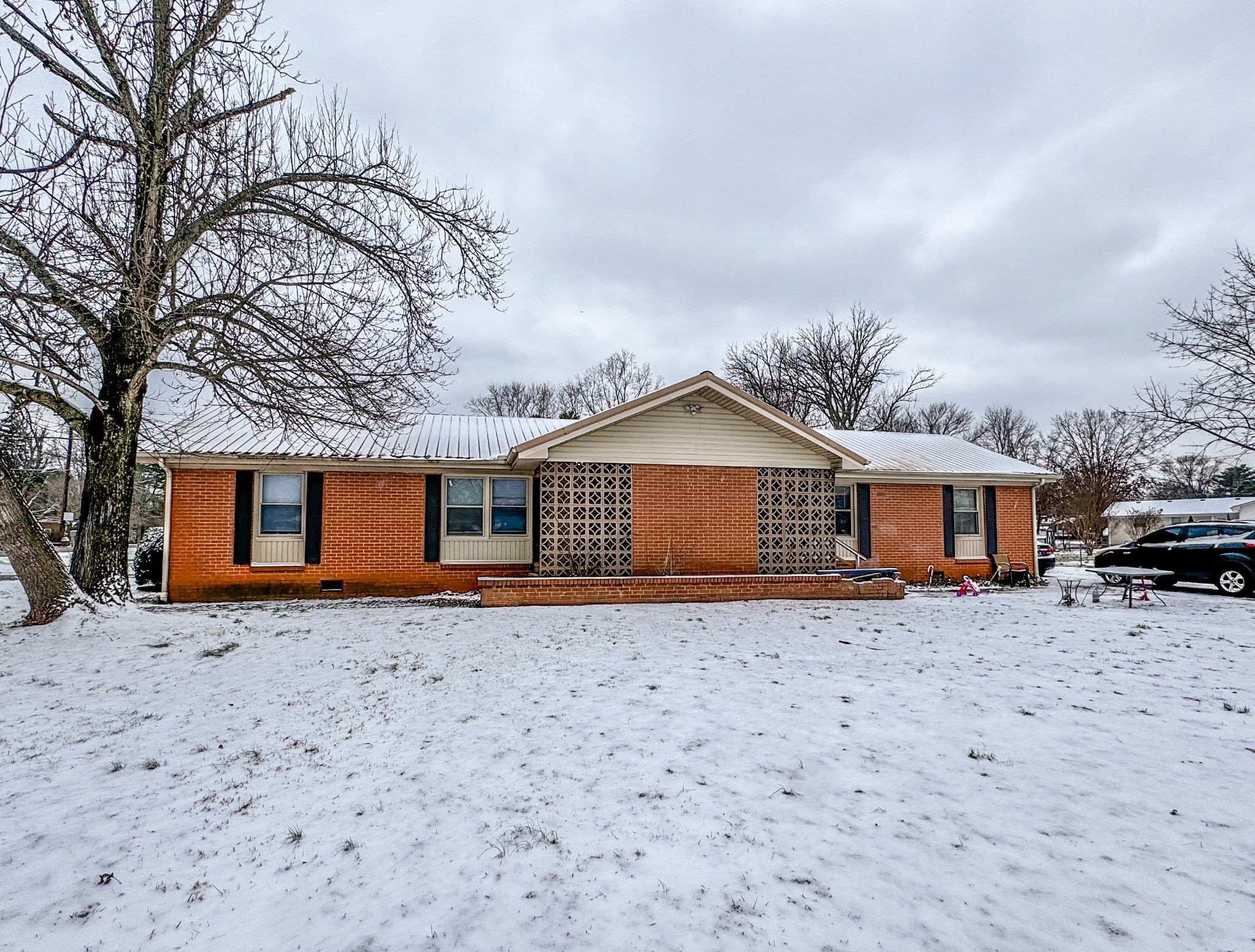 2010 Bartway Dr

                                                                             Murfreesboro                                

                                    , TN - $420,000