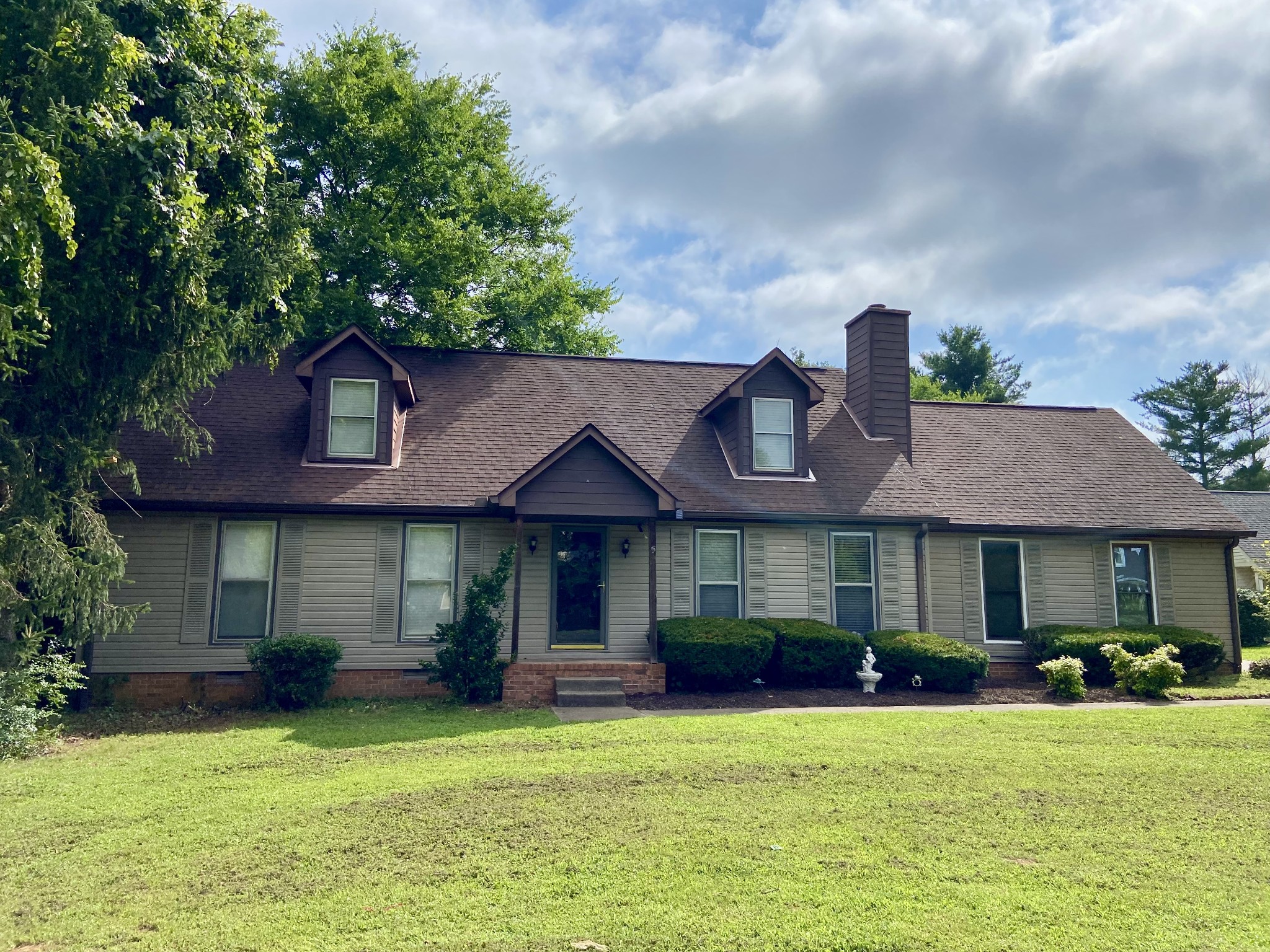 4651 Cynthia Ln