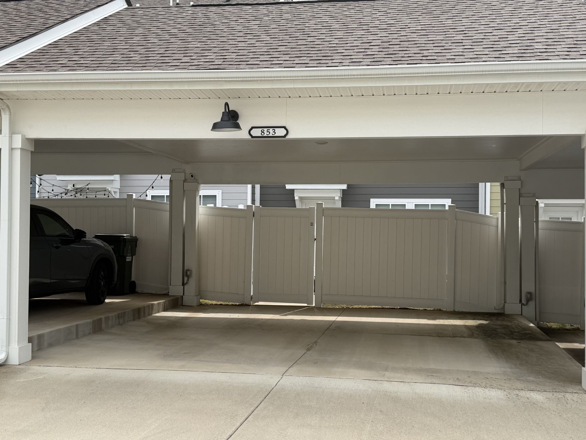 853 Westcott Lane