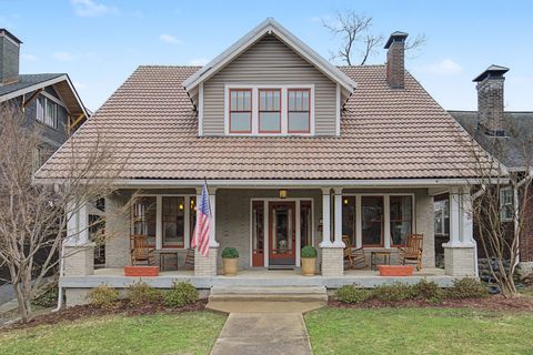 Photo of 2402 Oakland Ave, Nashville, TN 37212 (MLS # 3143138)