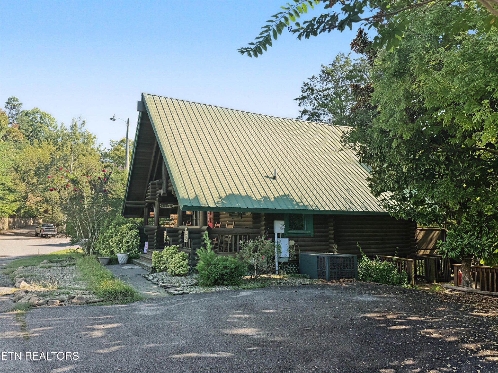 1020 Walini Way