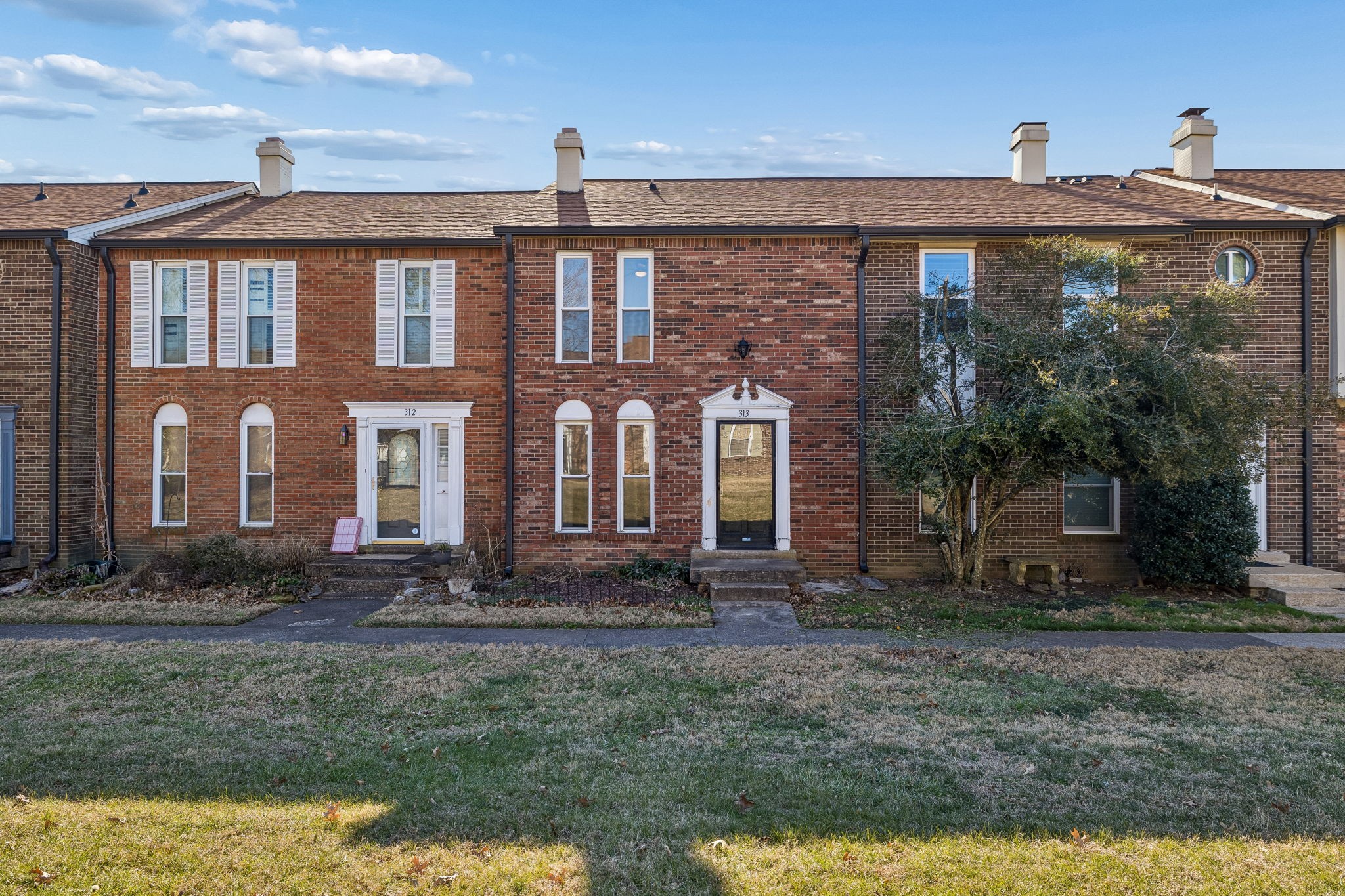 313 Huntington Ridge Dr