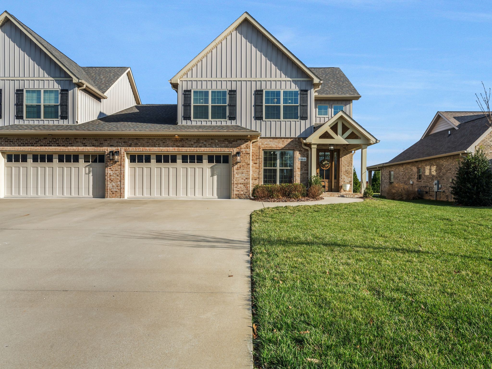 1089 Veridian Dr B