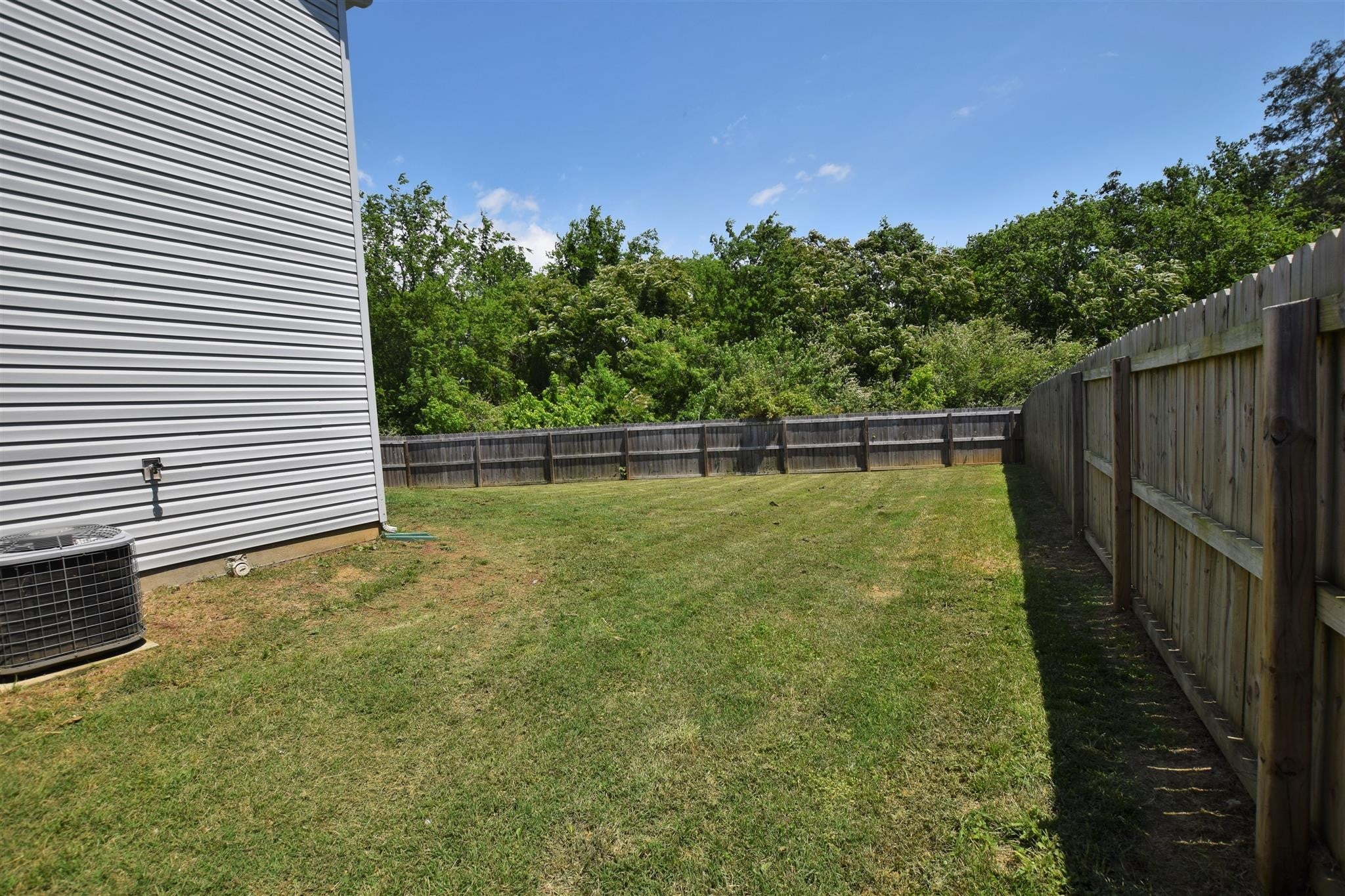 1022 Solomon Ln