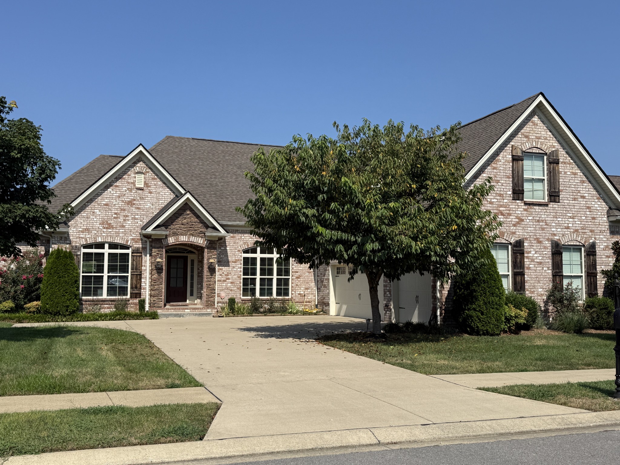 3015 Fallswood Dr