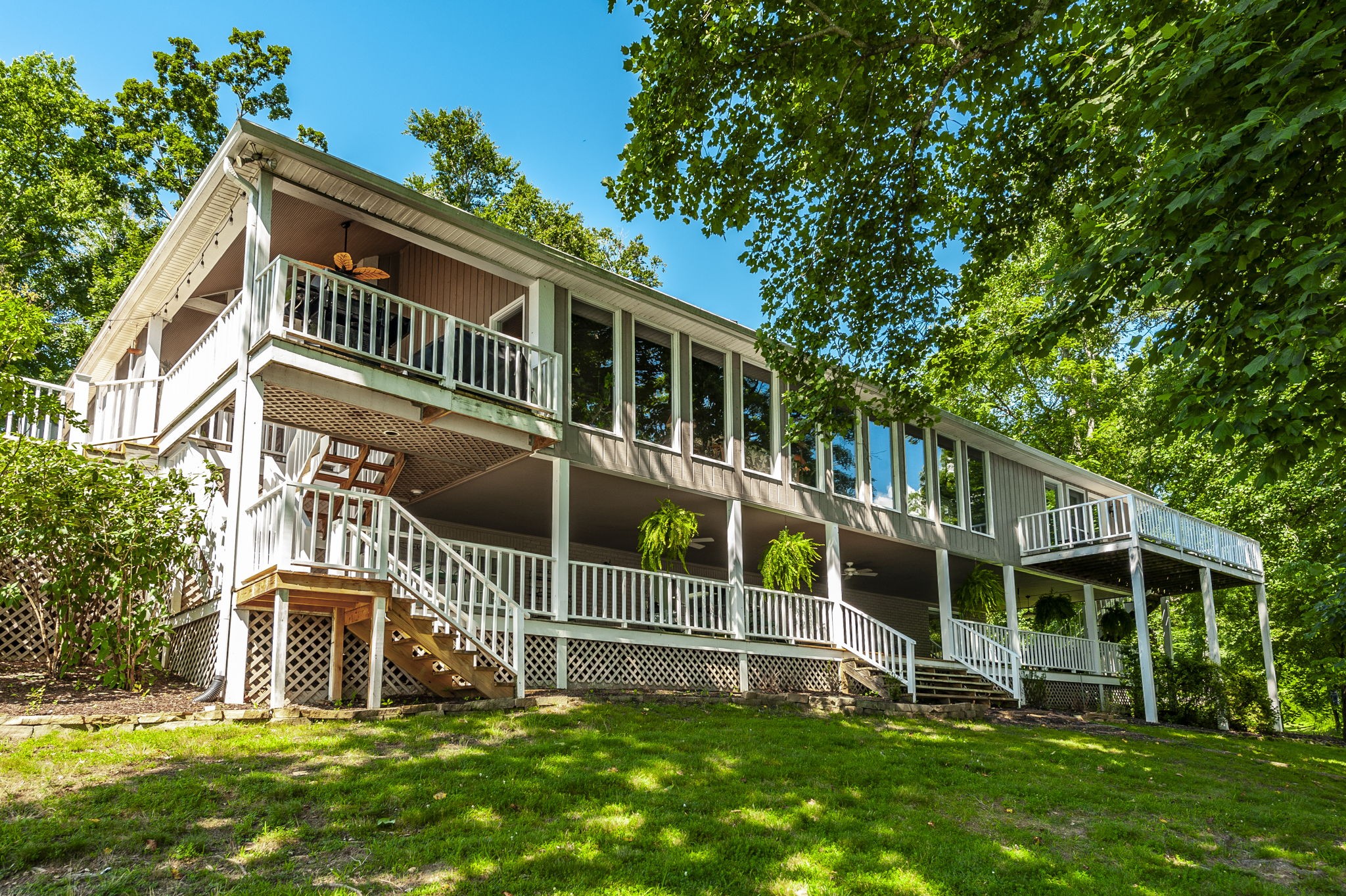 601 Indian Lake Rd