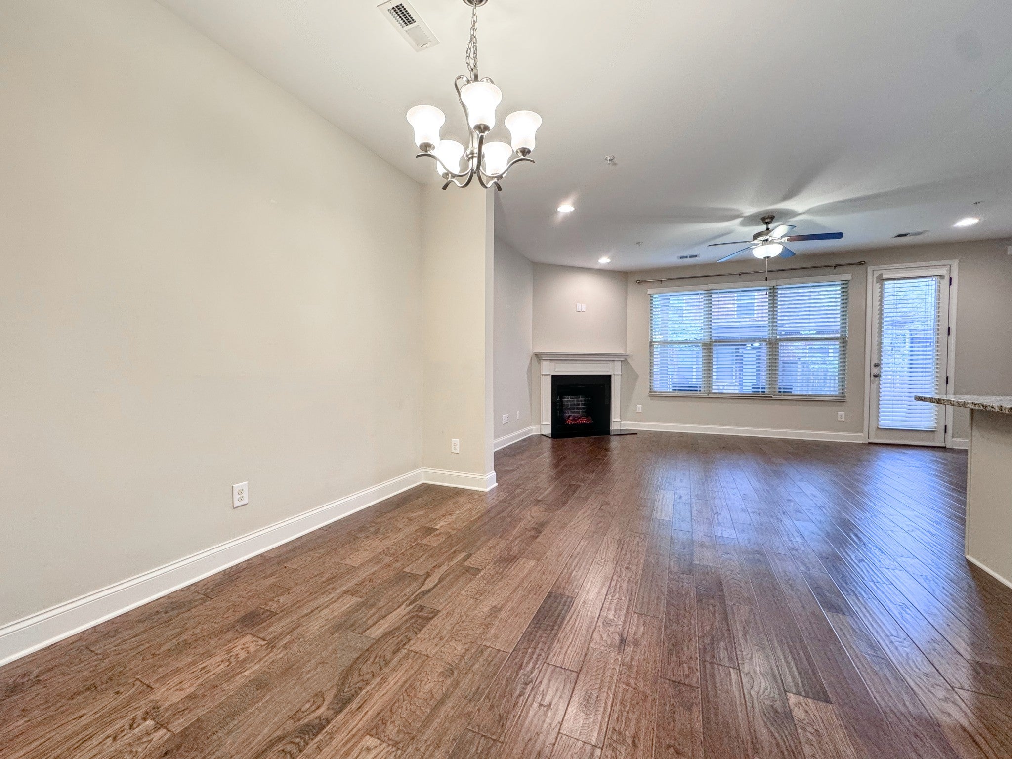 332 Coronado Pvt Cir