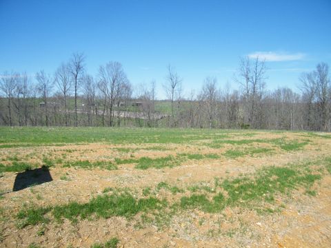 239 Daniel Lane Westmoreland TN 37186