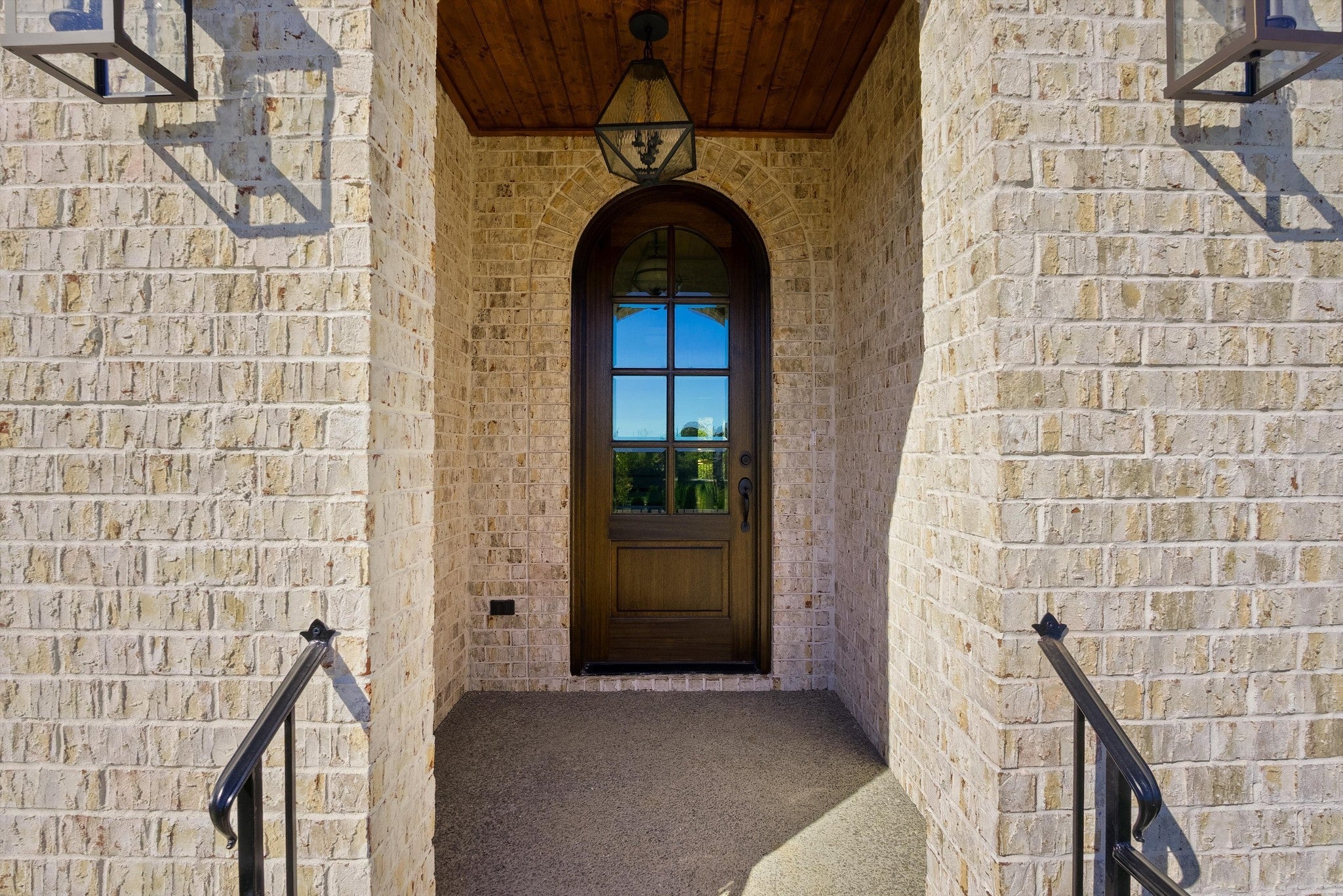 1010 Stone Creek Ln