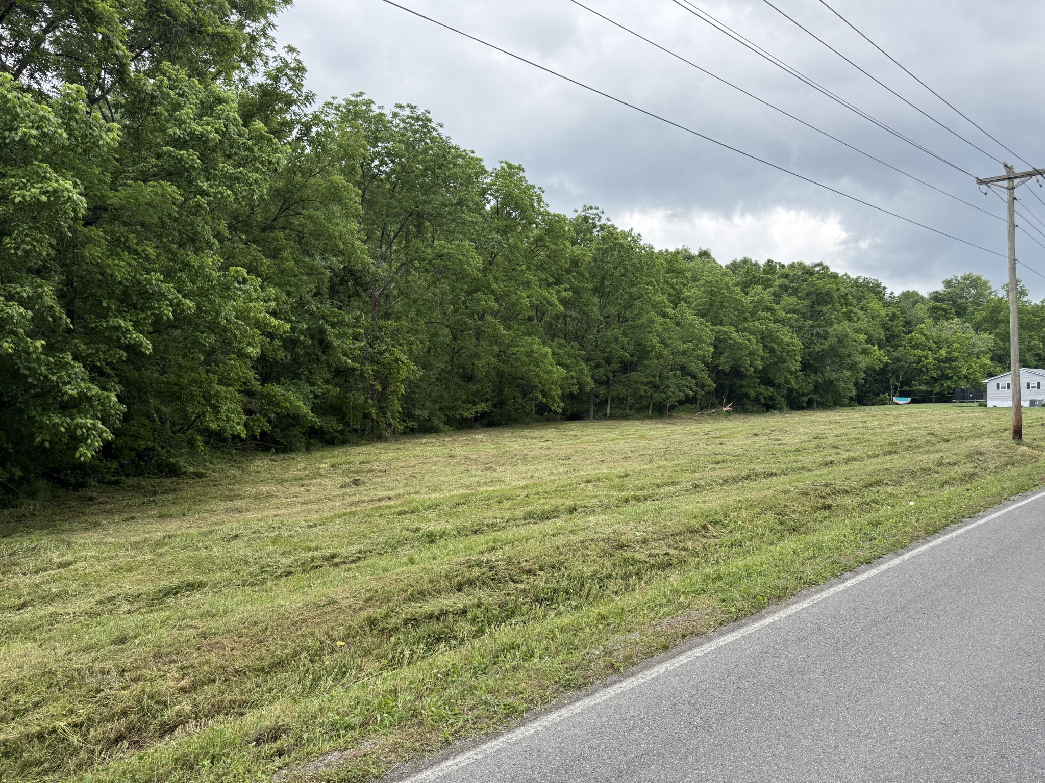 3324 Old Highway 31 E