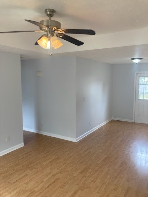 219 Tobacco Rd