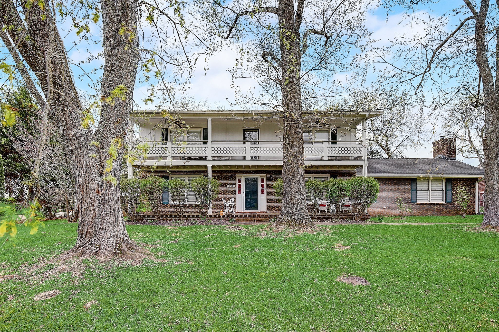 1611 Saltlick Pl