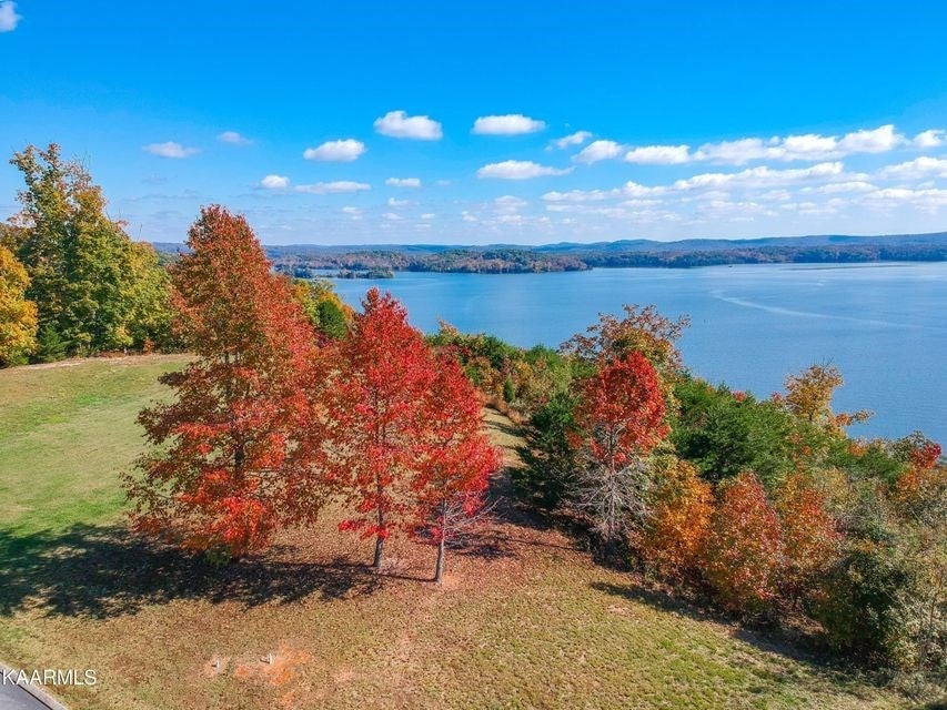 245 River Run Trail