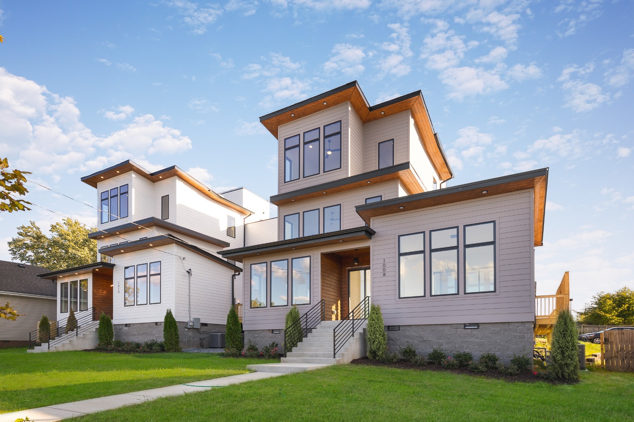 1008 Douglas Ave