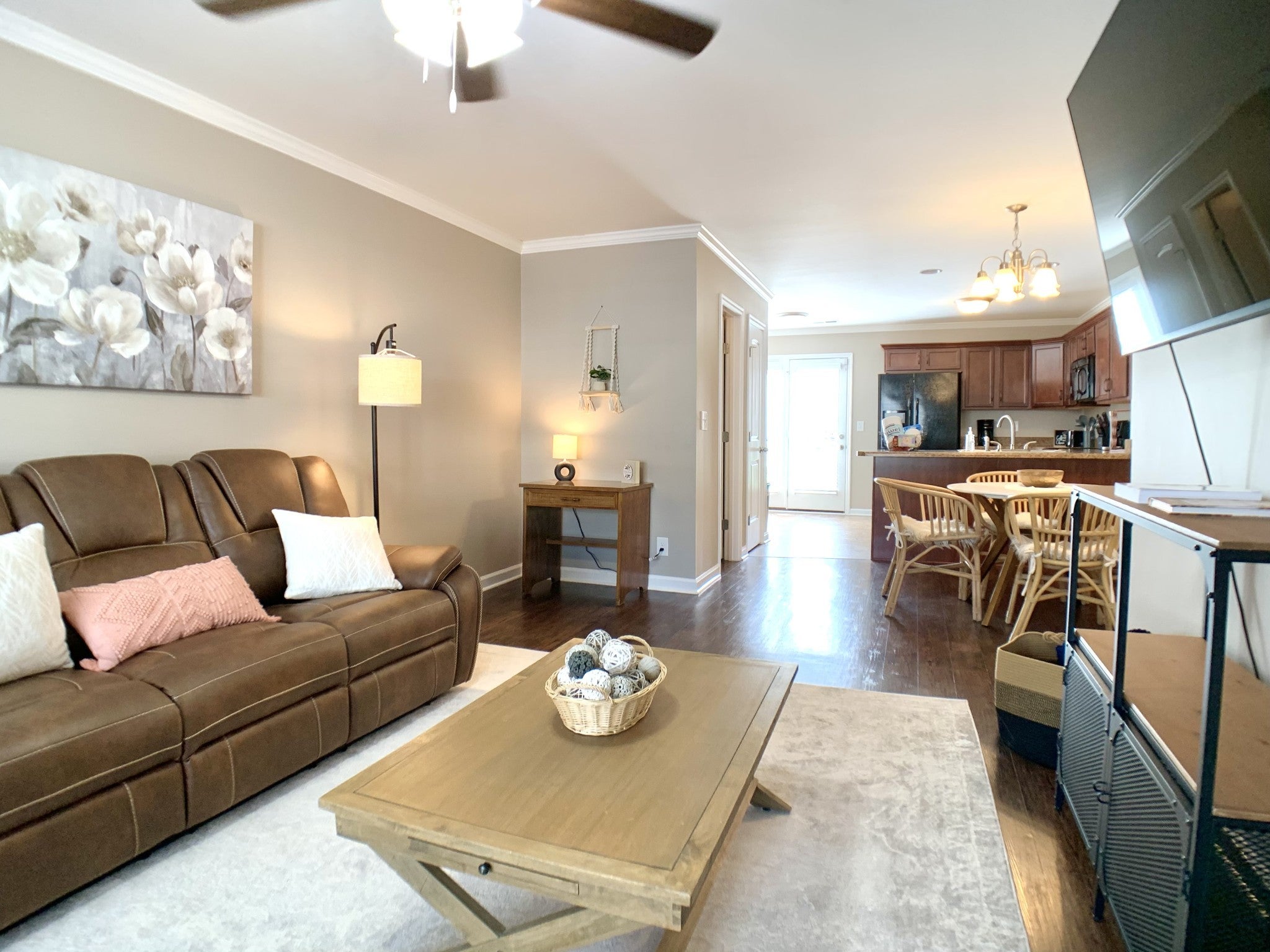 308 Sam Houston Cir