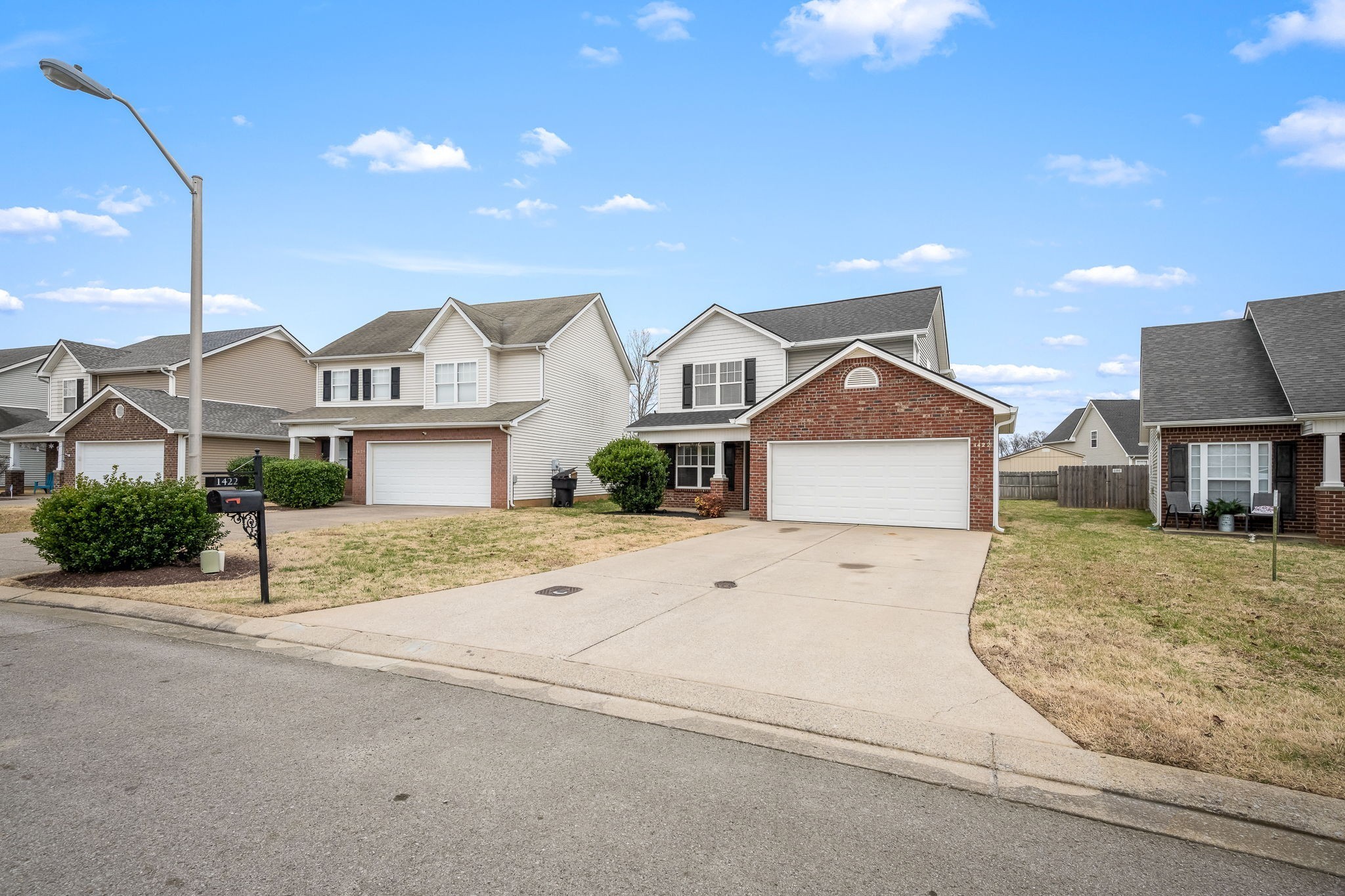 1422 Beaconcrest Cir