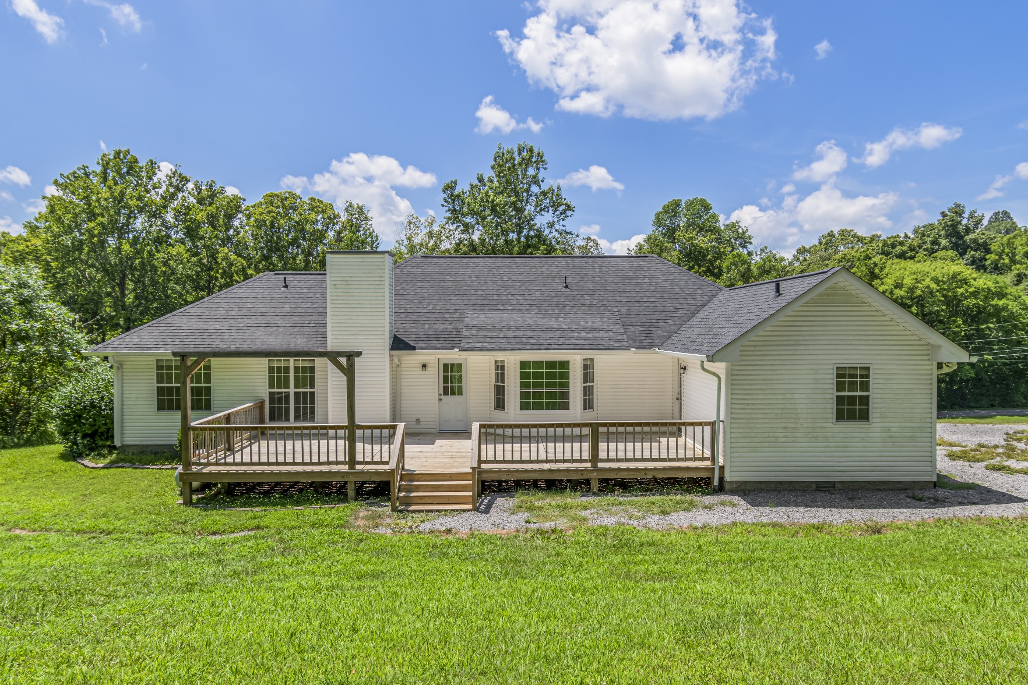 1000 Lockridge Dr