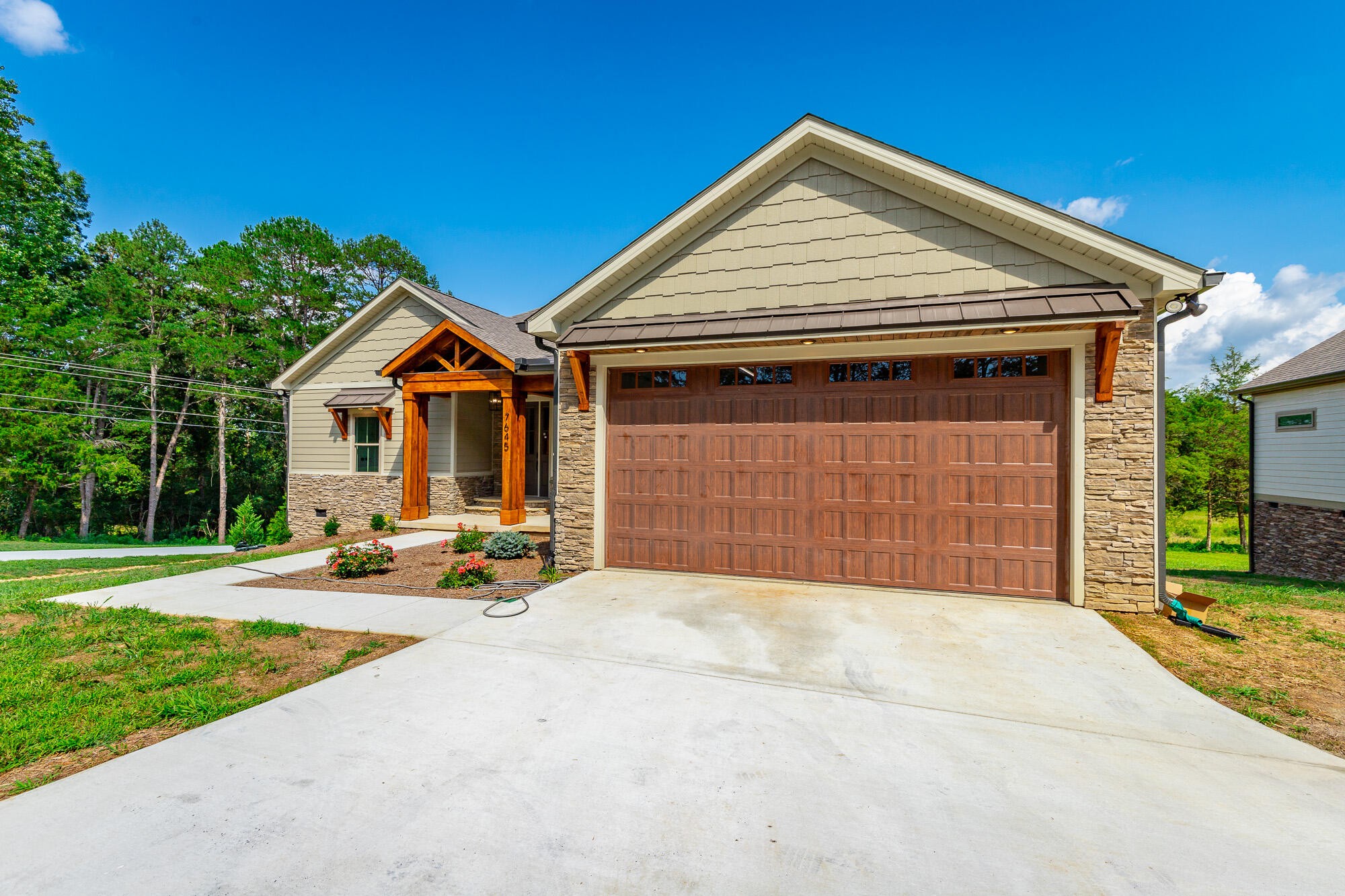 7645 Grasshopper Road