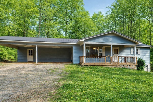 1135 MINK BRANCH RD, WAYNESBORO, TN 38485 - Image ee505cfc0a0dcb7e5d5ea4613f190e54/2723936759