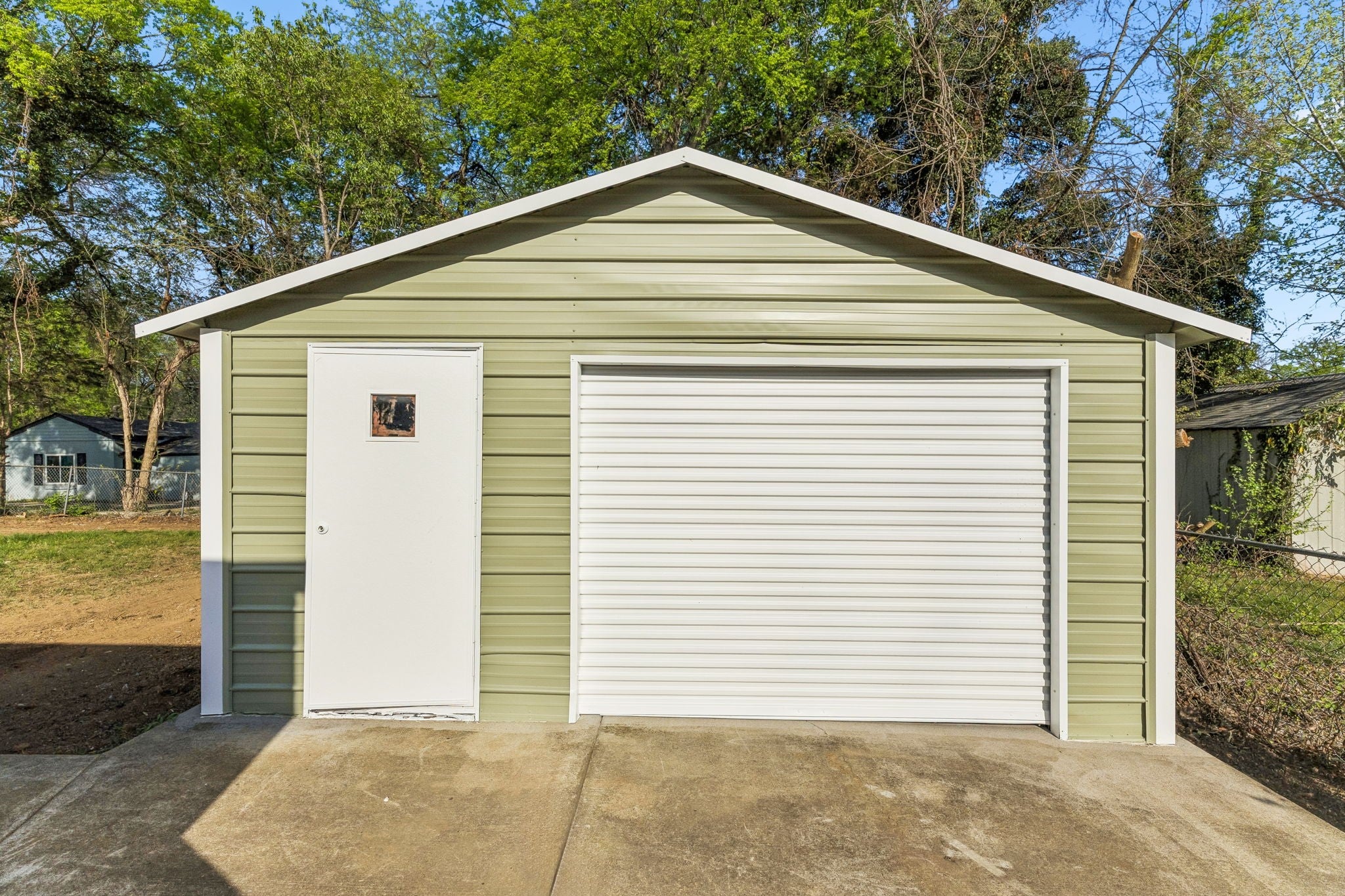 224 Hardison Ave