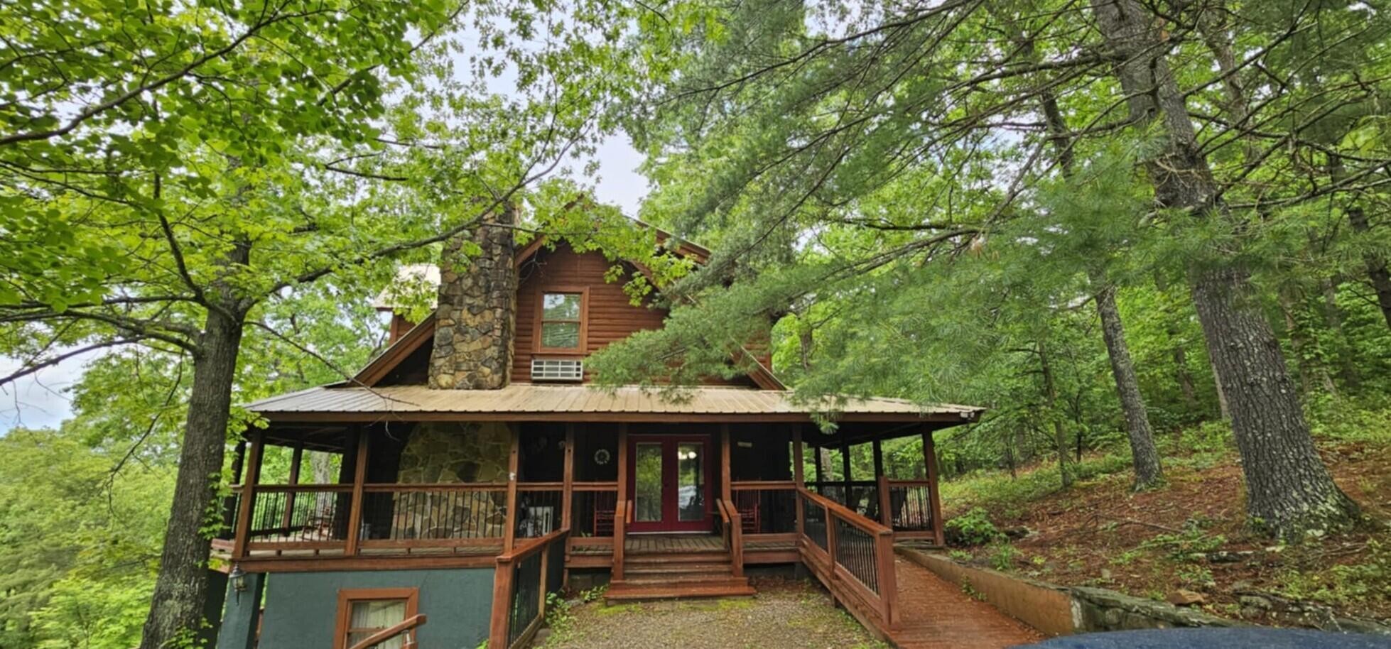 200 Peachtree Lane