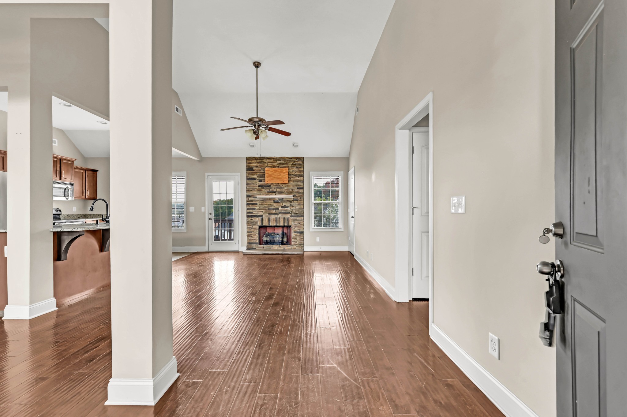 410 River Heights Dr