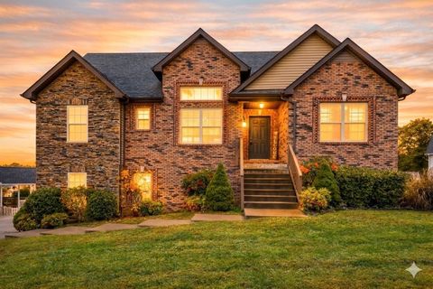 410 River Heights Dr Clarksville TN 37040