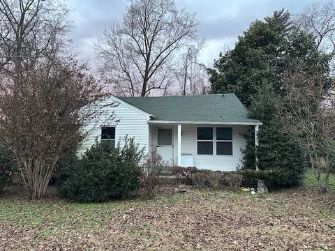 1615 Graybar Ln Murfreesboro TN 37129