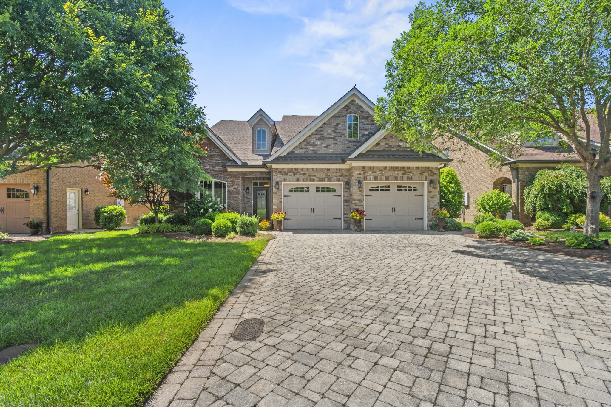 4452 Maryweather Ln