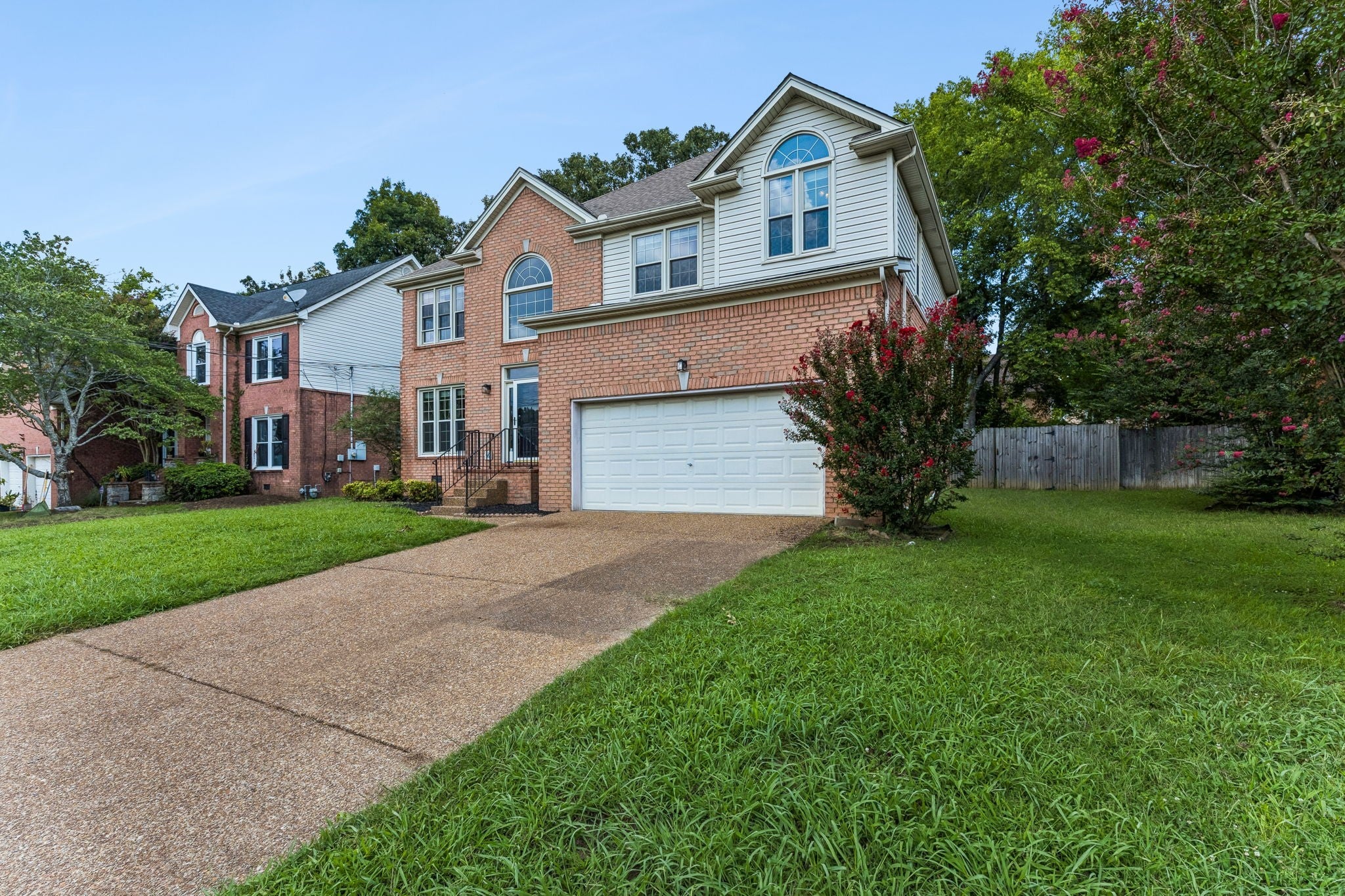 4348 Cambridge Dr
