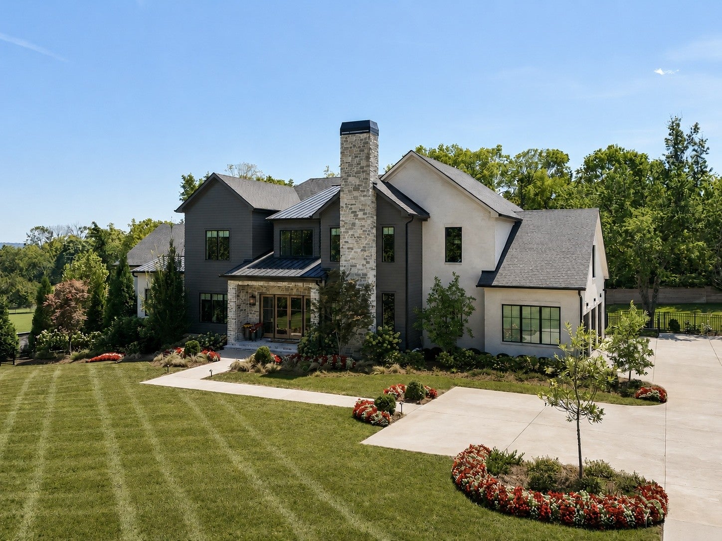 6-bed listing at 809 Brentview Dr, Nashville