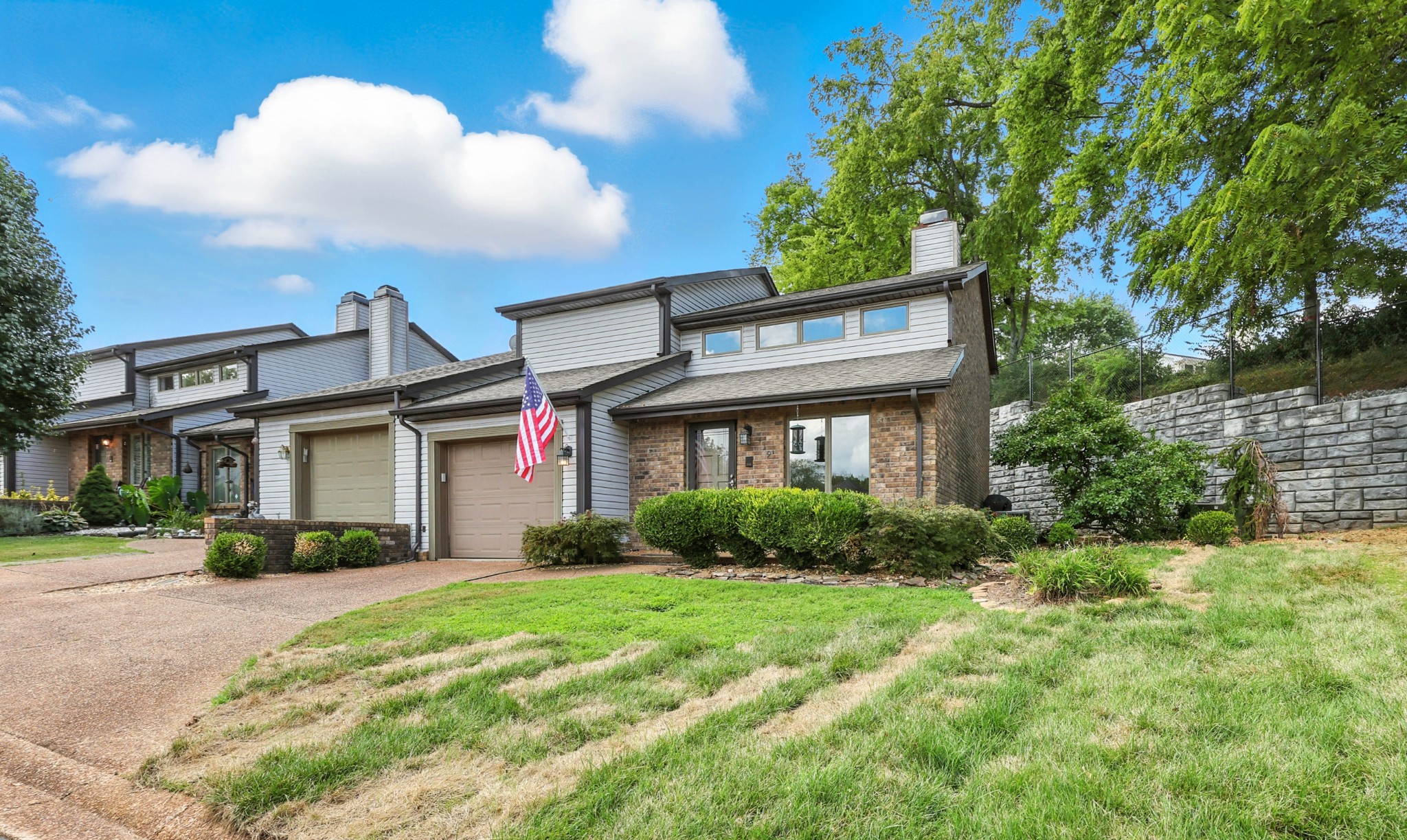 419 Country Club Ct