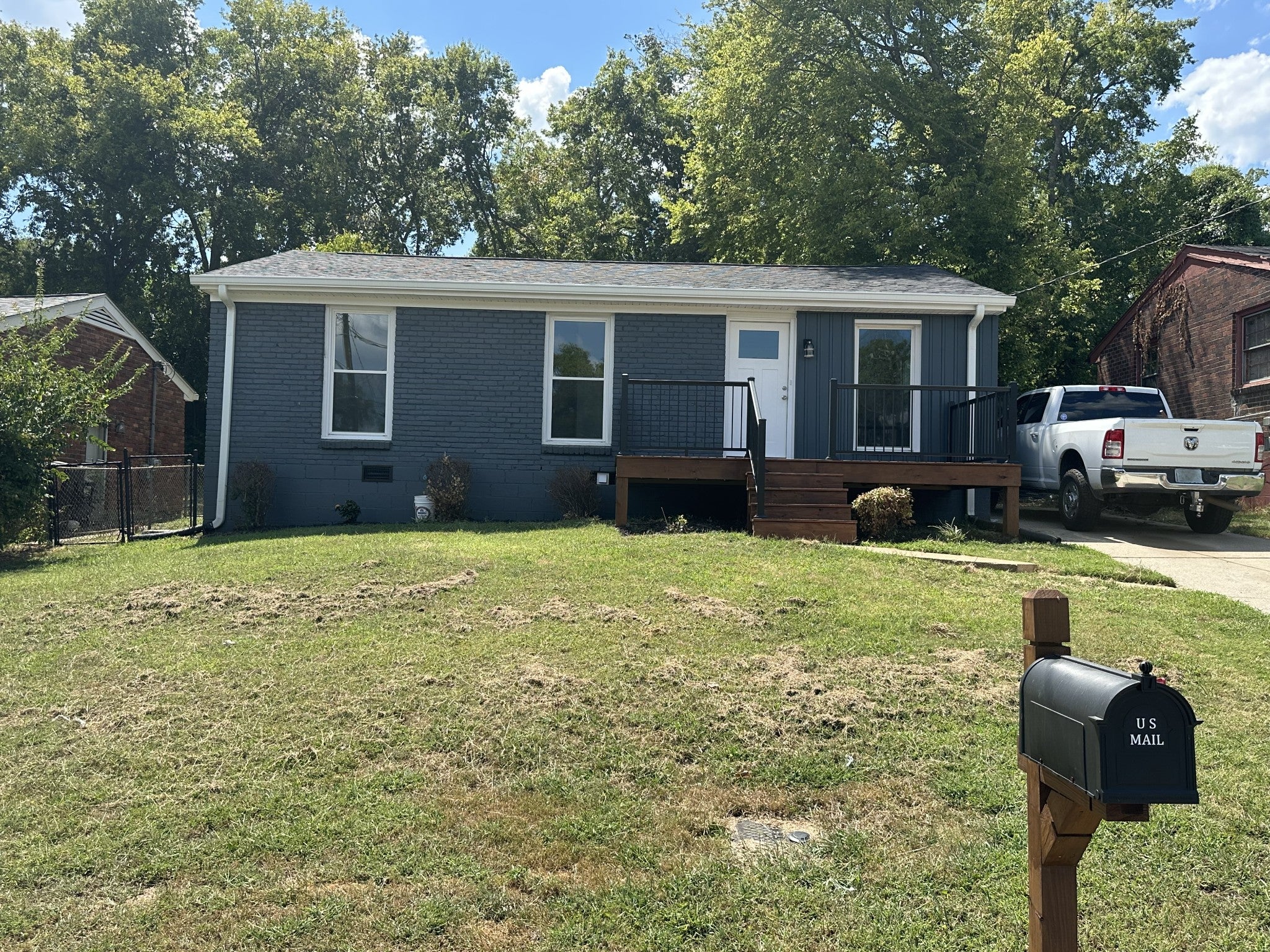 3-bed listing at 3337 Olsen Ln, Nashville