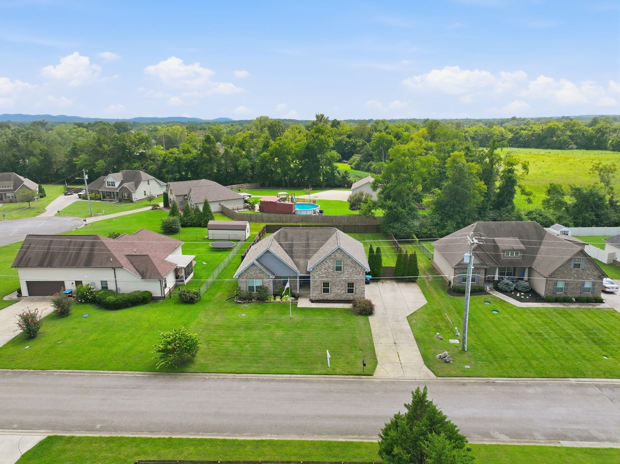 1305 Round Rock Dr