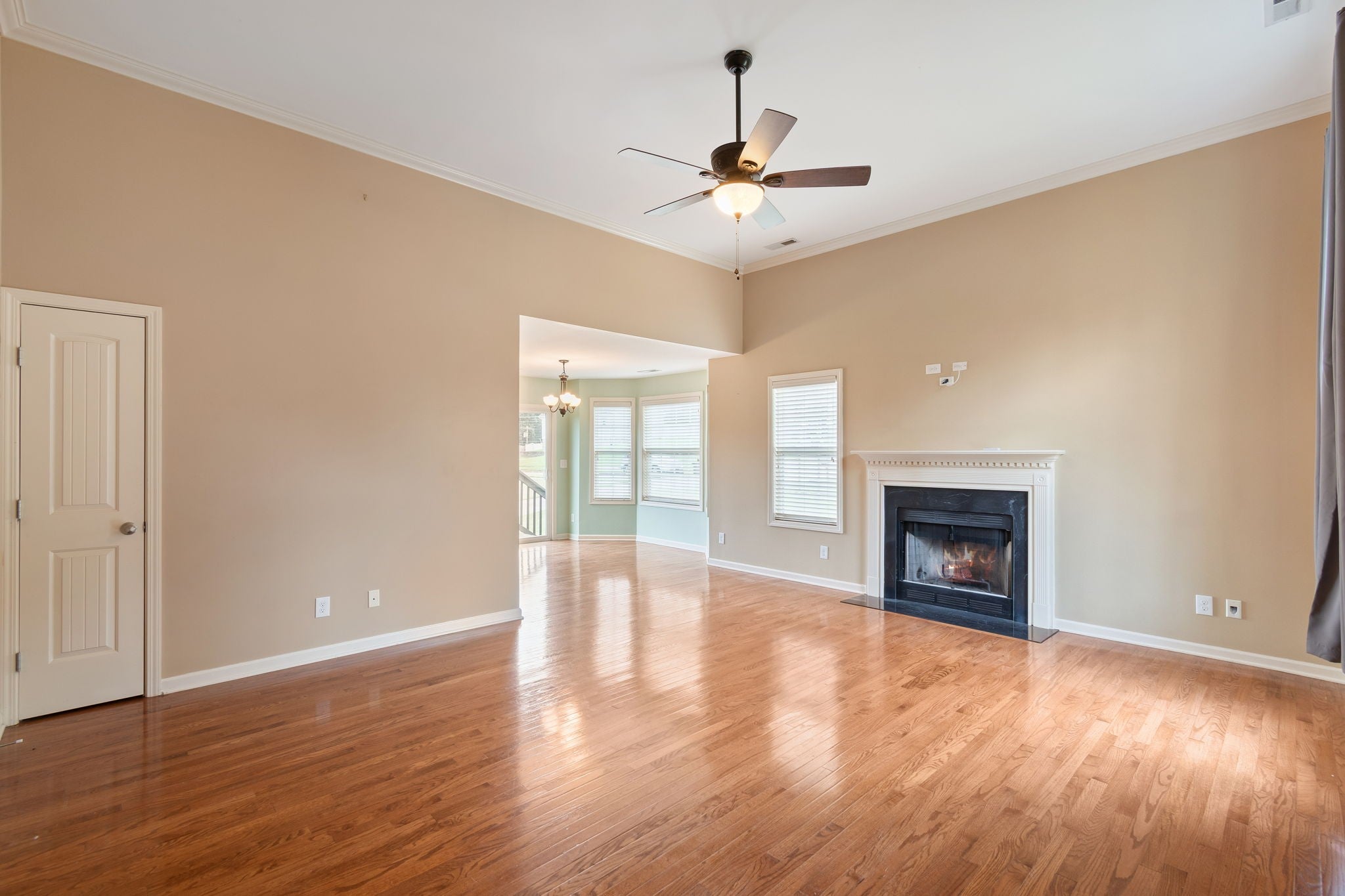 7307 Sheena Ln
