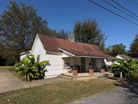 405 Calhoun Ave Fayetteville TN 37334