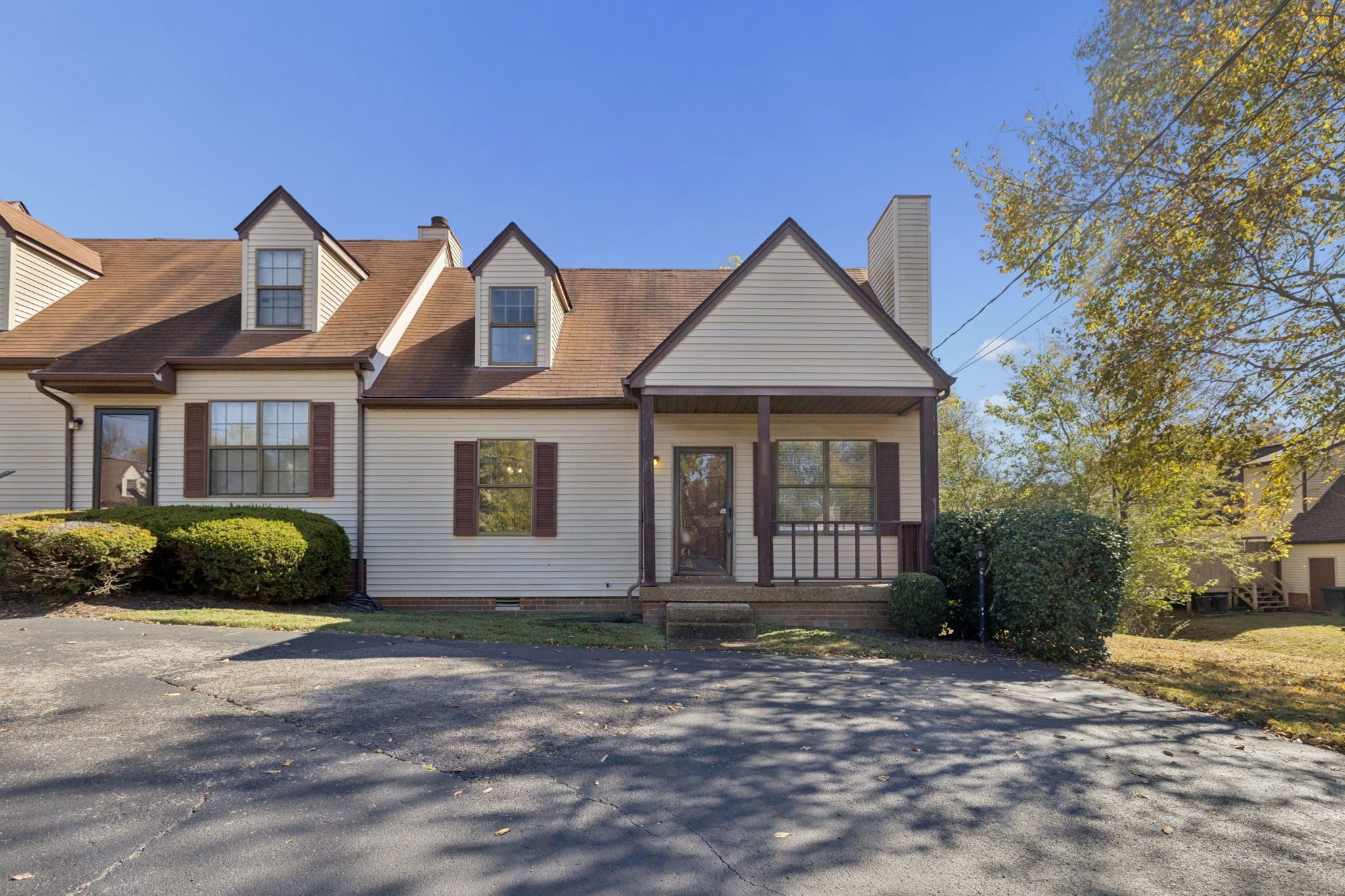 1215 Quail Rd