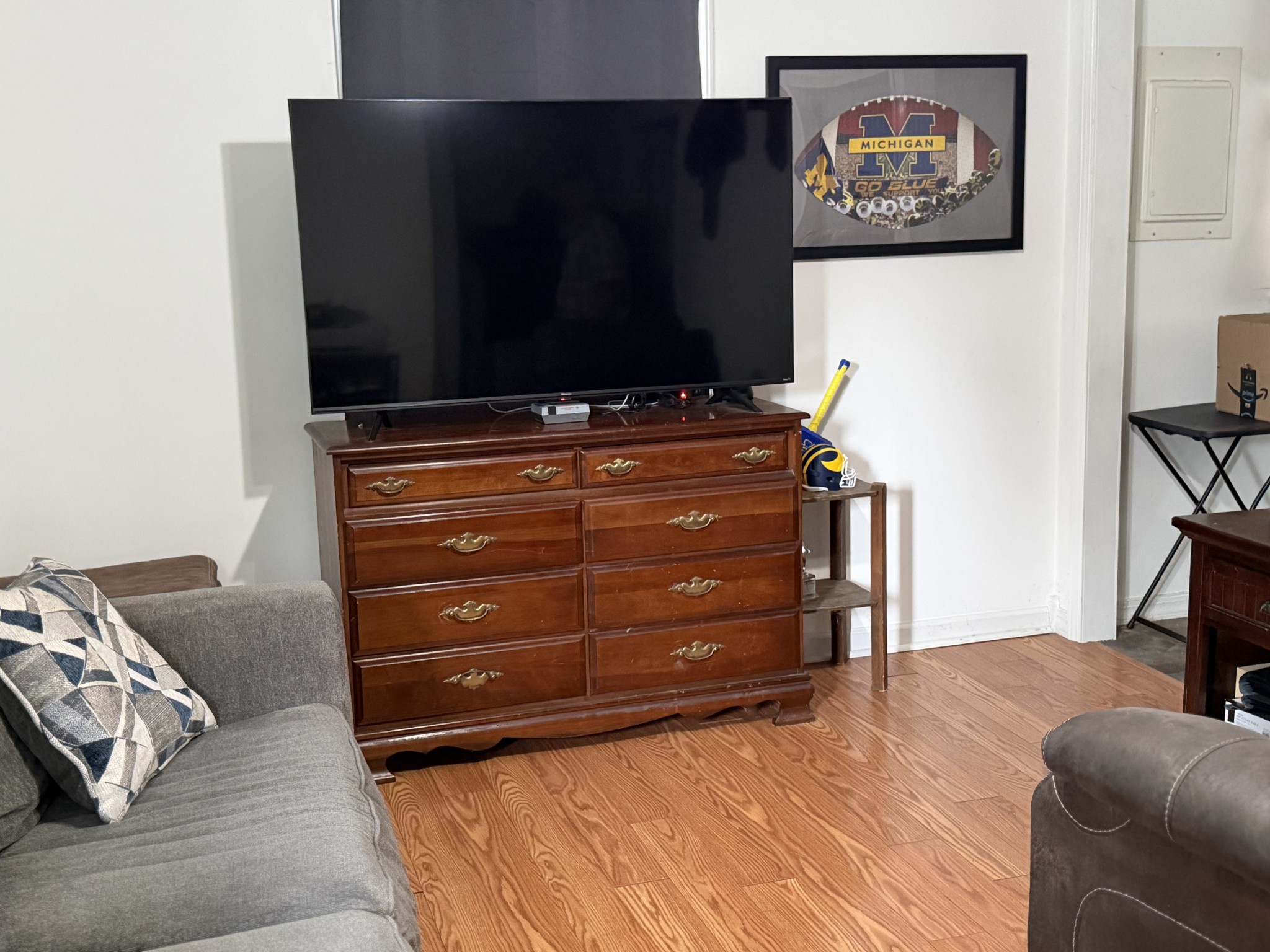 108 Wix Ave N