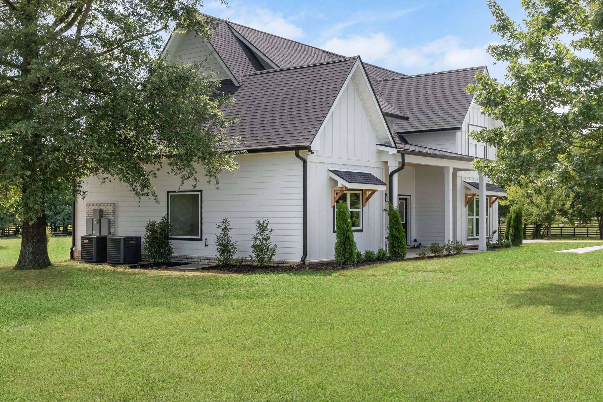 8969 Short Creek Rd