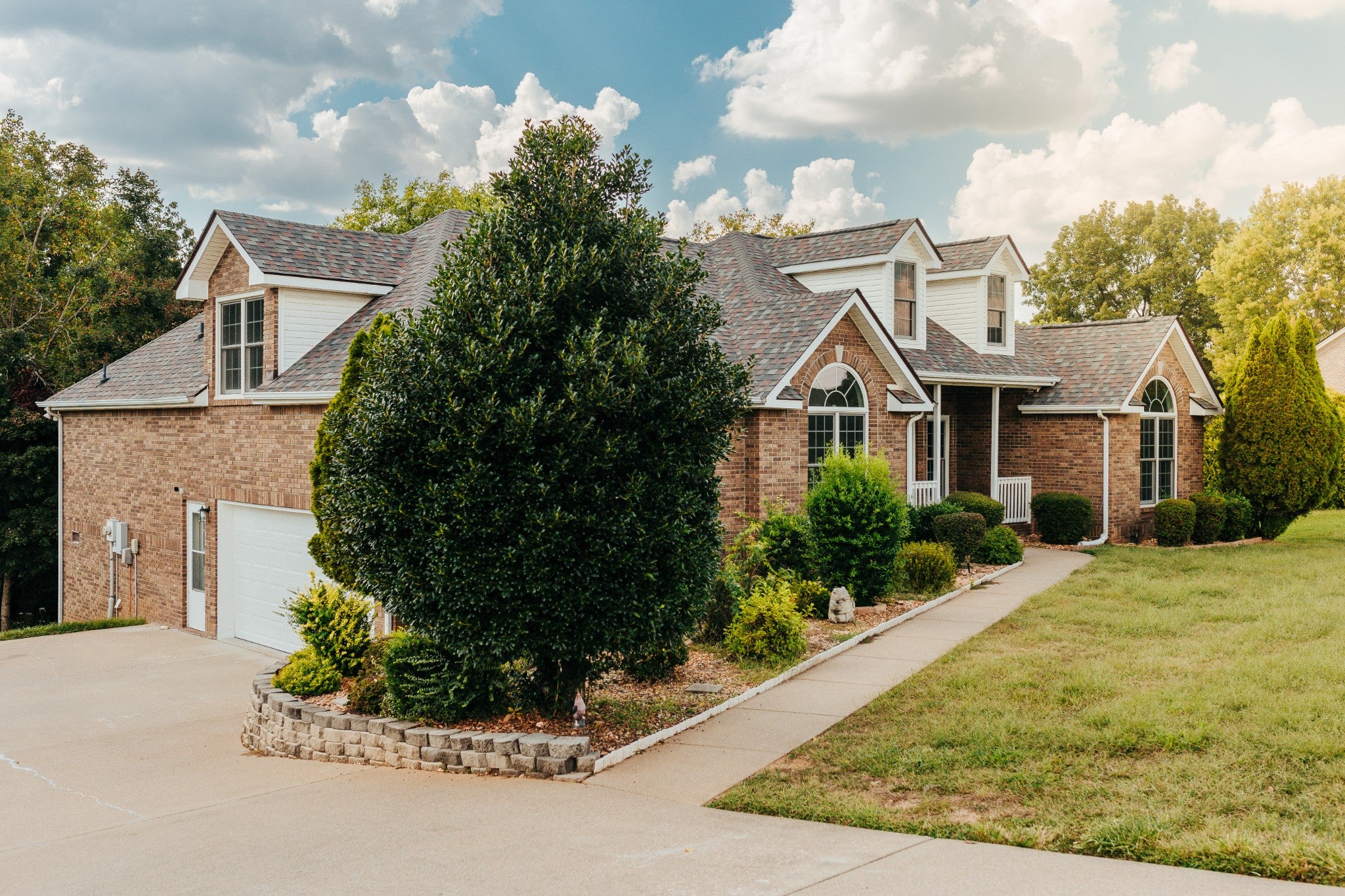 878 Countrywood Dr