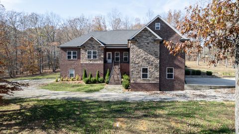 121 Regency Ln Dickson TN 37055