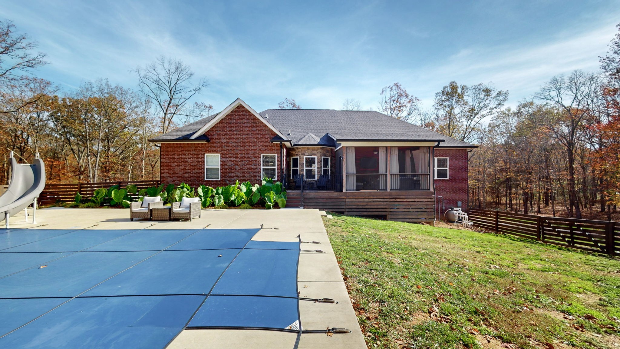 121 Regency Ln