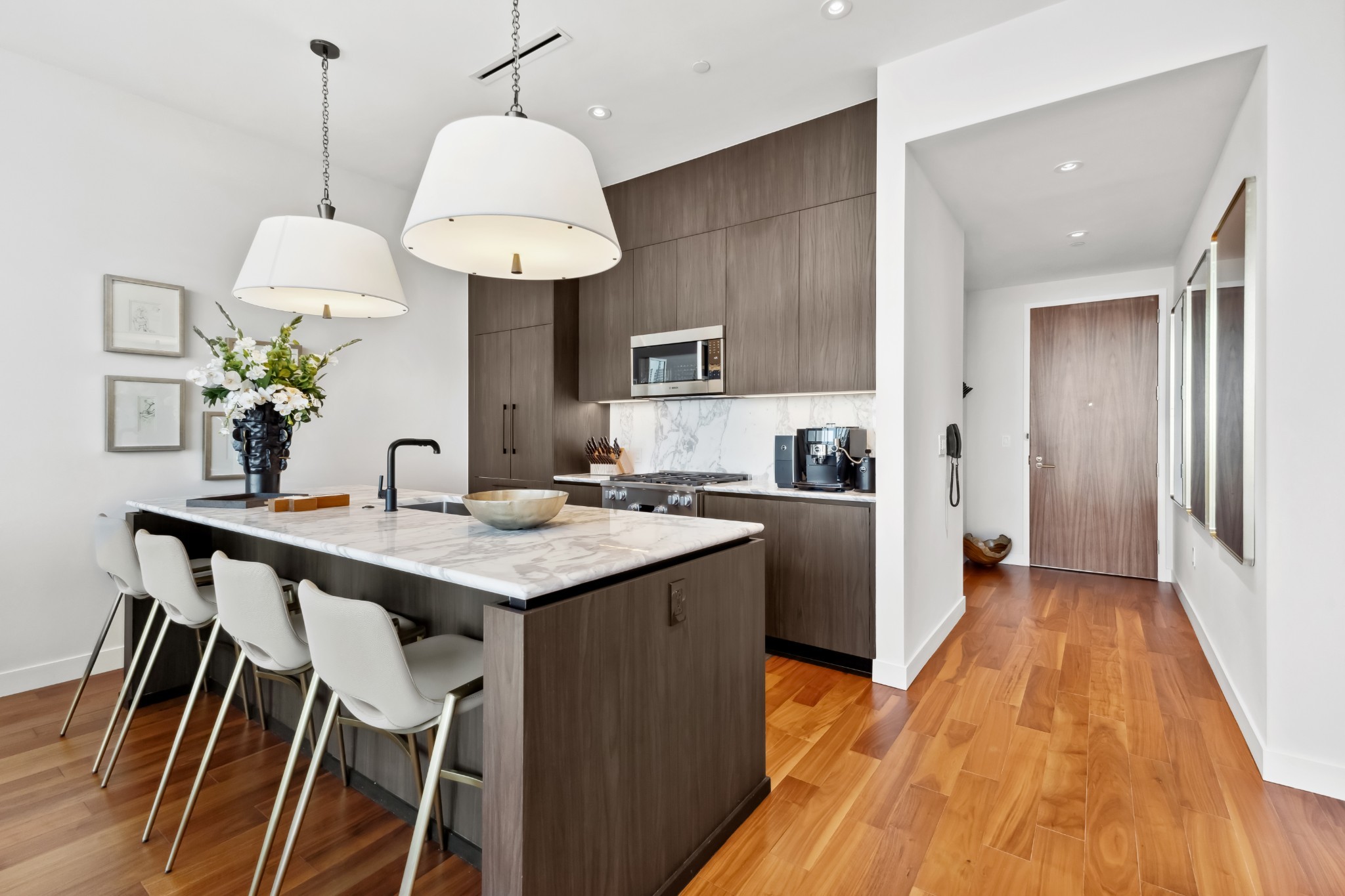 160 2nd Ave S 1905