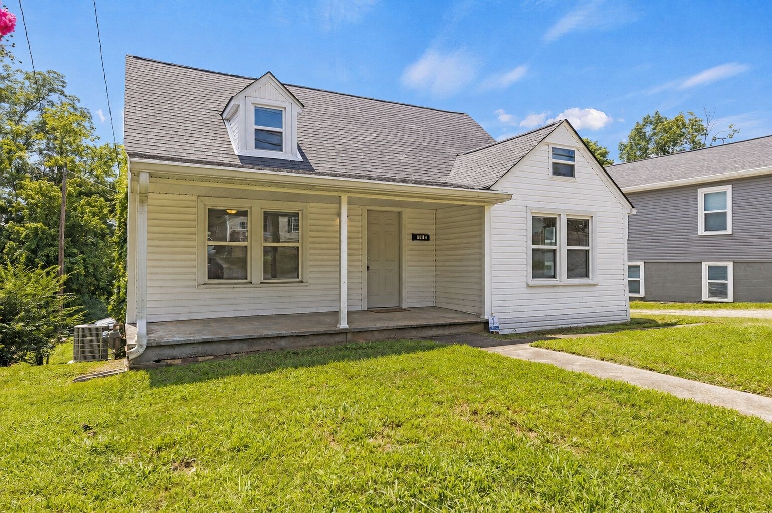 812 Woodmont Blvd
