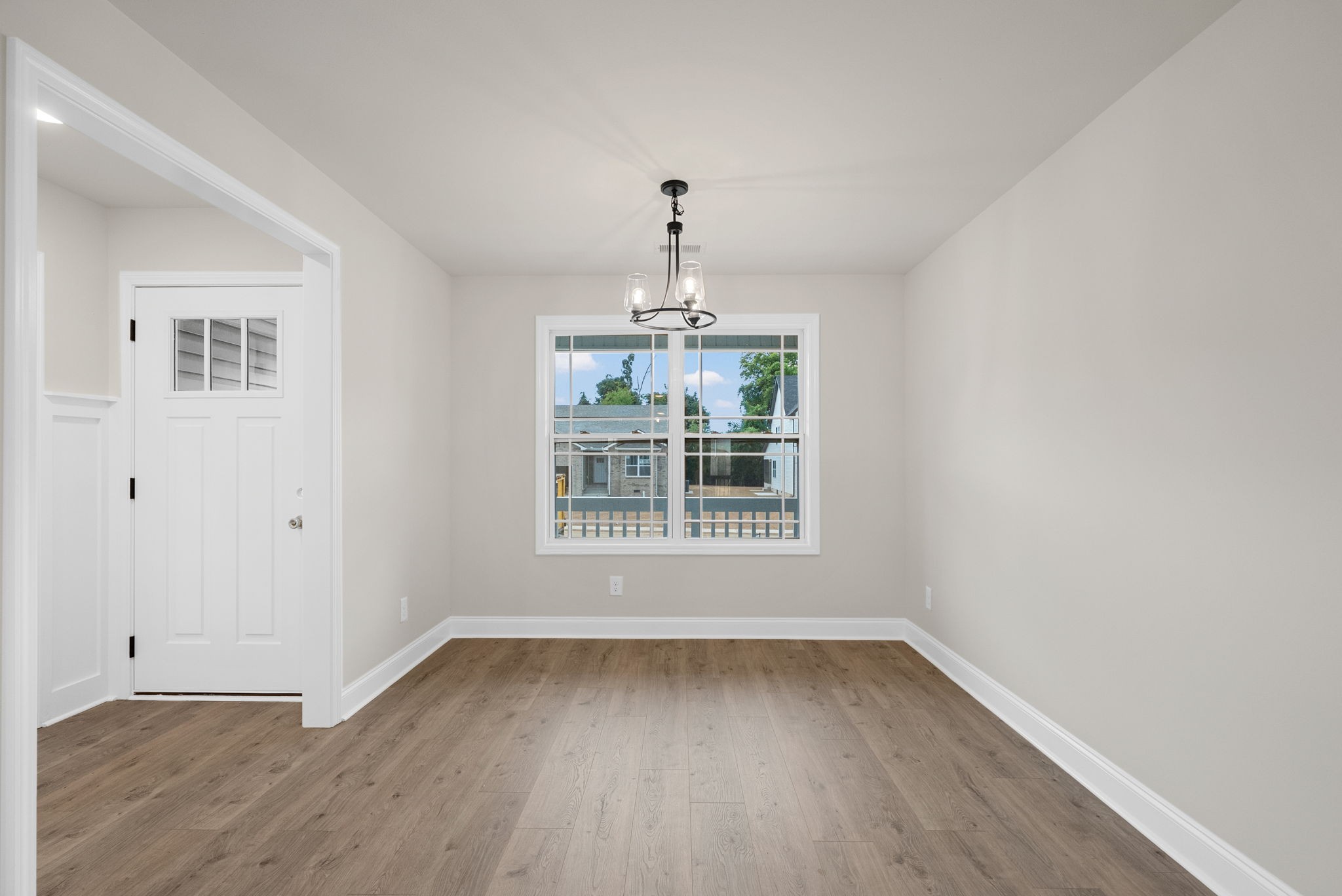 1250 Elizabeth Lane