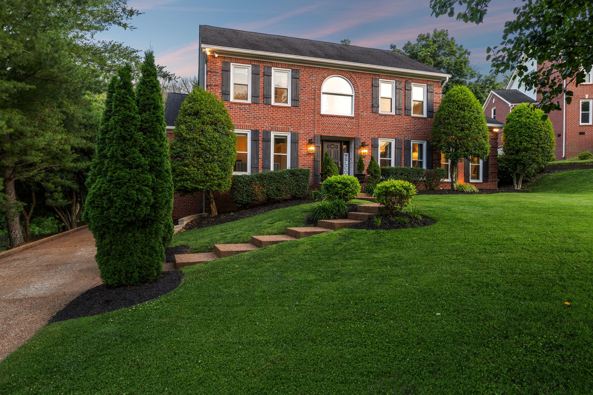 9455 Foothills Ct