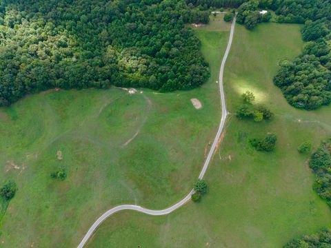 23 West of Barlow Rd Rock Island TN 38581